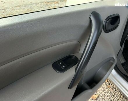 Рено Кєнгу, об'ємом двигуна 1.6 л та пробігом 269 тис. км за 7400 $, фото 23 на Automoto.ua