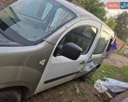 Рено Кенгу, объемом двигателя 1.6 л и пробегом 224 тыс. км за 3000 $, фото 1 на Automoto.ua