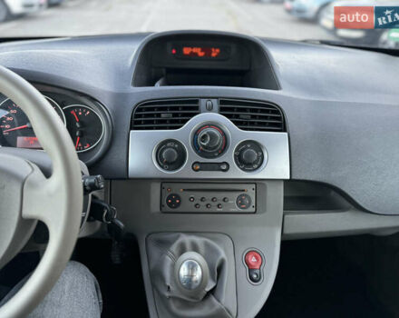 Рено Кєнгу, об'ємом двигуна 1.6 л та пробігом 187 тис. км за 8200 $, фото 19 на Automoto.ua