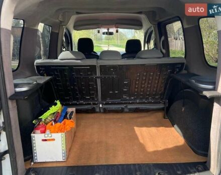 Рено Кенгу, объемом двигателя 1.5 л и пробегом 236 тыс. км за 6500 $, фото 22 на Automoto.ua