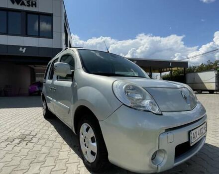 Рено Кенгу, объемом двигателя 1.6 л и пробегом 221 тыс. км за 7500 $, фото 19 на Automoto.ua