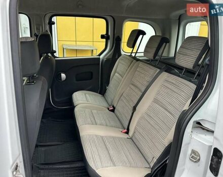 Рено Кенгу, объемом двигателя 1.5 л и пробегом 190 тыс. км за 7500 $, фото 11 на Automoto.ua