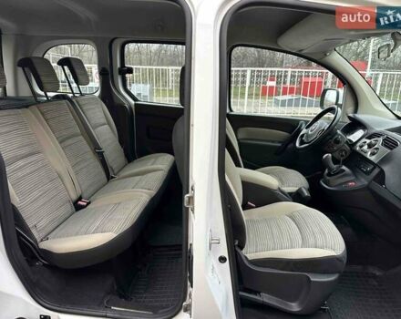 Рено Кенгу, объемом двигателя 1.5 л и пробегом 190 тыс. км за 7500 $, фото 24 на Automoto.ua