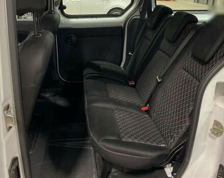 Рено Кенгу, объемом двигателя 0 л и пробегом 49 тыс. км за 7500 $, фото 6 на Automoto.ua