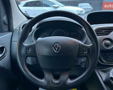 Рено Кенгу, объемом двигателя 1.5 л и пробегом 228 тыс. км за 10500 $, фото 13 на Automoto.ua