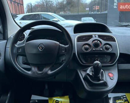 Рено Кенгу, объемом двигателя 1.5 л и пробегом 228 тыс. км за 10500 $, фото 14 на Automoto.ua