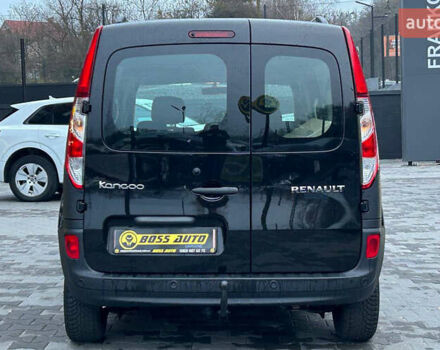 Рено Кенгу, объемом двигателя 1.5 л и пробегом 228 тыс. км за 10500 $, фото 4 на Automoto.ua