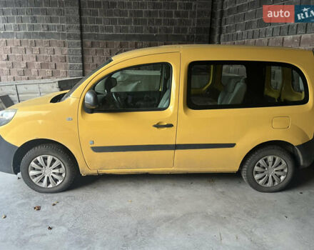 Рено Кенгу, объемом двигателя 0 л и пробегом 120 тыс. км за 4600 $, фото 3 на Automoto.ua