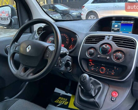 Рено Кенгу, объемом двигателя 1.5 л и пробегом 228 тыс. км за 10500 $, фото 18 на Automoto.ua