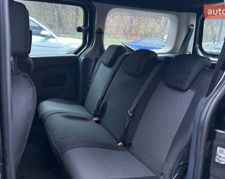 Рено Кенгу, объемом двигателя 1.5 л и пробегом 228 тыс. км за 10500 $, фото 22 на Automoto.ua