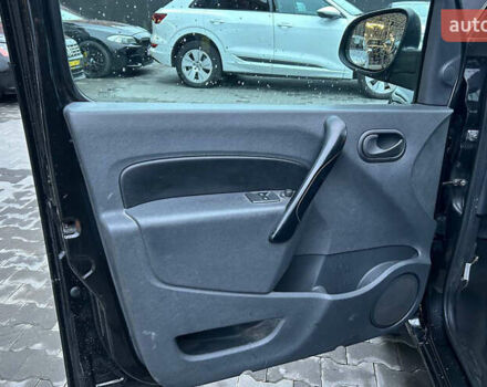 Рено Кенгу, объемом двигателя 1.5 л и пробегом 228 тыс. км за 10500 $, фото 6 на Automoto.ua