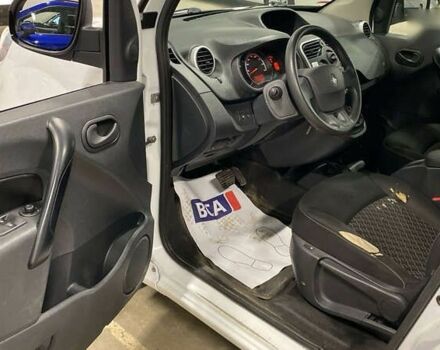 Рено Кенгу, объемом двигателя 0 л и пробегом 49 тыс. км за 7500 $, фото 14 на Automoto.ua