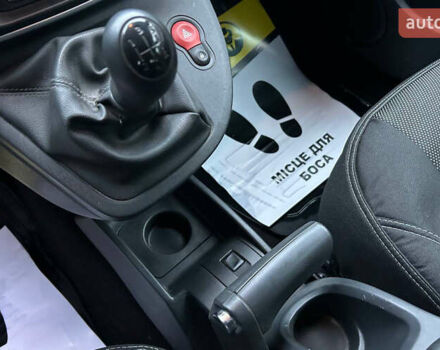 Рено Кенгу, объемом двигателя 1.5 л и пробегом 228 тыс. км за 10500 $, фото 15 на Automoto.ua