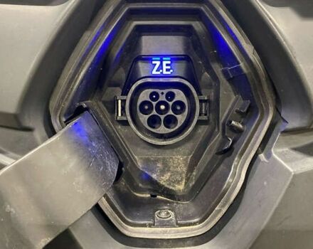 Рено Кенгу, объемом двигателя 0 л и пробегом 49 тыс. км за 8586 $, фото 2 на Automoto.ua
