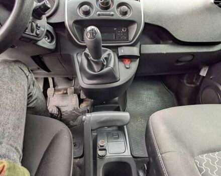 Рено Кенгу, объемом двигателя 0 л и пробегом 266 тыс. км за 9700 $, фото 18 на Automoto.ua