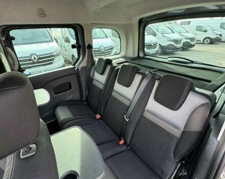 Рено Кєнгу, об'ємом двигуна 1.2 л та пробігом 155 тис. км за 12700 $, фото 20 на Automoto.ua