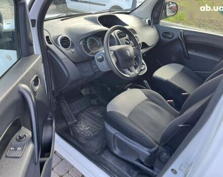 Рено Кенгу 2017 в Львове на Automoto.ua Рено Кенгу, объемом двигателя 0 л и пробегом 36 тыс. км за 9990 $, фото 11 на Automoto.ua