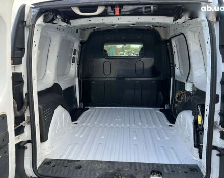 Рено Кенгу 2017 в Львове на Automoto.ua Рено Кенгу, объемом двигателя 0 л и пробегом 36 тыс. км за 9990 $, фото 8 на Automoto.ua