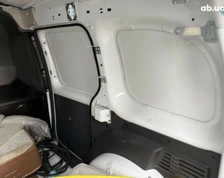 Рено Кенгу, объемом двигателя 0 л и пробегом 39 тыс. км за 9800 $, фото 11 на Automoto.ua