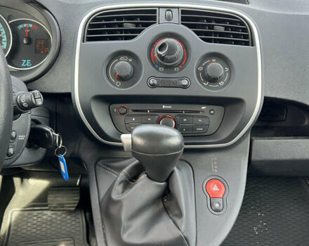 Рено Кенгу, объемом двигателя 0 л и пробегом 110 тыс. км за 13500 $, фото 25 на Automoto.ua
