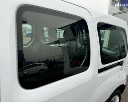 Рено Кєнгу, об'ємом двигуна 1.5 л та пробігом 71 тис. км за 14700 $, фото 13 на Automoto.ua