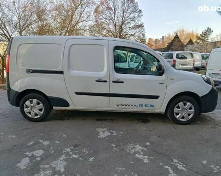 Рено Кенгу, объемом двигателя 0 л и пробегом 27 тыс. км за 13100 $, фото 12 на Automoto.ua