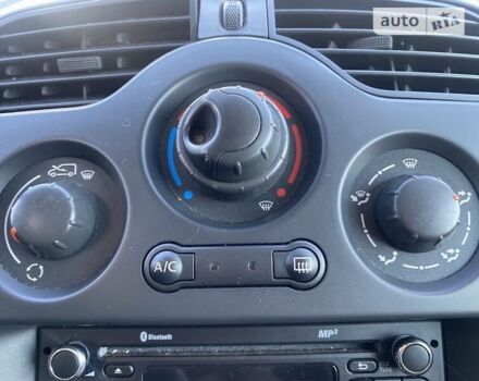 Рено Кенгу, объемом двигателя 1.5 л и пробегом 187 тыс. км за 9750 $, фото 8 на Automoto.ua