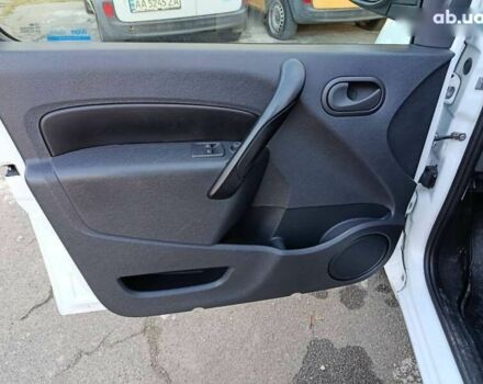 Рено Кенгу, объемом двигателя 0 л и пробегом 27 тыс. км за 13100 $, фото 2 на Automoto.ua