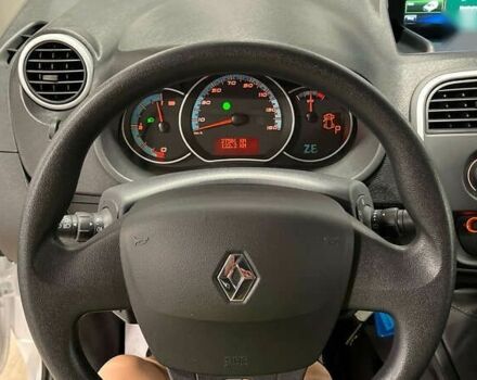 Рено Кенгу, объемом двигателя 0 л и пробегом 27 тыс. км за 13100 $, фото 26 на Automoto.ua