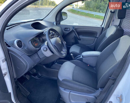 Рено Кенгу, объемом двигателя 1.5 л и пробегом 221 тыс. км за 9750 $, фото 26 на Automoto.ua