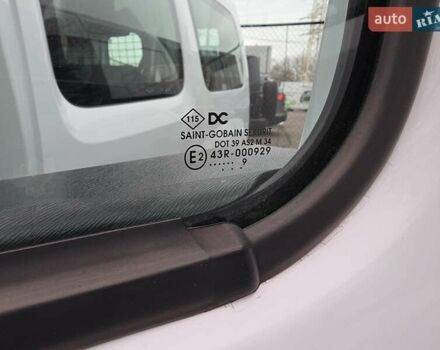 Рено Кенгу, объемом двигателя 0 л и пробегом 26 тыс. км за 14600 $, фото 47 на Automoto.ua