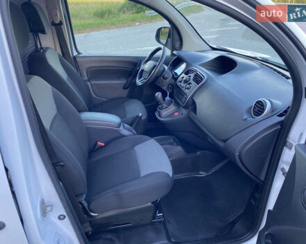 Рено Кенгу, объемом двигателя 1.5 л и пробегом 221 тыс. км за 9750 $, фото 36 на Automoto.ua