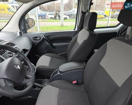 Рено Кенгу, объемом двигателя 0 л и пробегом 26 тыс. км за 14600 $, фото 46 на Automoto.ua