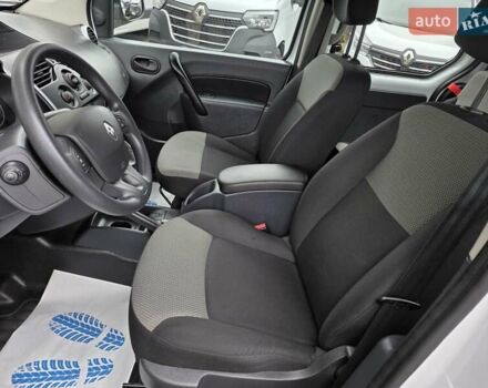 Рено Кенгу, объемом двигателя 0 л и пробегом 26 тыс. км за 14600 $, фото 17 на Automoto.ua