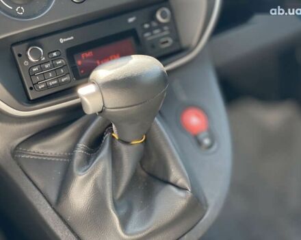 Рено Кенгу, объемом двигателя 0 л и пробегом 54 тыс. км за 9400 $, фото 24 на Automoto.ua