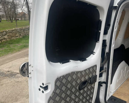 Рено Кенгу, объемом двигателя 0 л и пробегом 65 тыс. км за 9900 $, фото 12 на Automoto.ua
