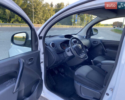 Рено Кенгу, объемом двигателя 1.5 л и пробегом 221 тыс. км за 9750 $, фото 27 на Automoto.ua