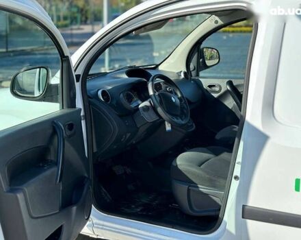 Рено Кенгу 2019 в Львове на Automoto.ua Рено Кенгу, объемом двигателя 0 л и пробегом 63 тыс. км за 9900 $, фото 4 на Automoto.ua