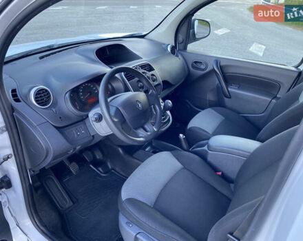 Рено Кенгу, объемом двигателя 1.5 л и пробегом 221 тыс. км за 9750 $, фото 24 на Automoto.ua