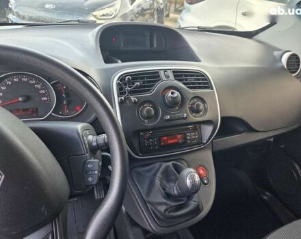 Рено Кенгу, объемом двигателя 1.5 л и пробегом 199 тыс. км за 10450 $, фото 26 на Automoto.ua