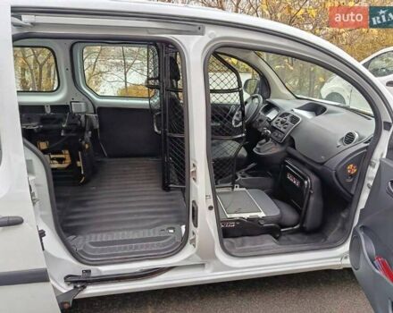 Рено Кєнгу, об'ємом двигуна 0 л та пробігом 24 тис. км за 12900 $, фото 4 на Automoto.ua