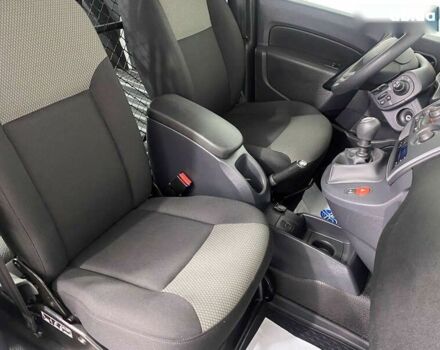 Рено Кєнгу, об'ємом двигуна 1.5 л та пробігом 166 тис. км за 12250 $, фото 12 на Automoto.ua