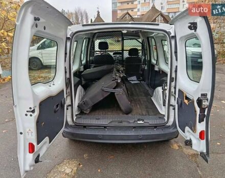 Рено Кєнгу, об'ємом двигуна 0 л та пробігом 24 тис. км за 12900 $, фото 9 на Automoto.ua