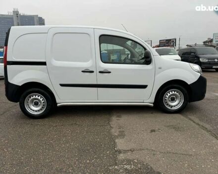 Рено Кенгу, объемом двигателя 1.5 л и пробегом 174 тыс. км за 12600 $, фото 5 на Automoto.ua