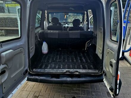 Рено Кенгу, объемом двигателя 1.4 л и пробегом 295 тыс. км за 3350 $, фото 1 на Automoto.ua