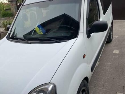 Рено Кенгу, объемом двигателя 1.5 л и пробегом 275 тыс. км за 3800 $, фото 1 на Automoto.ua