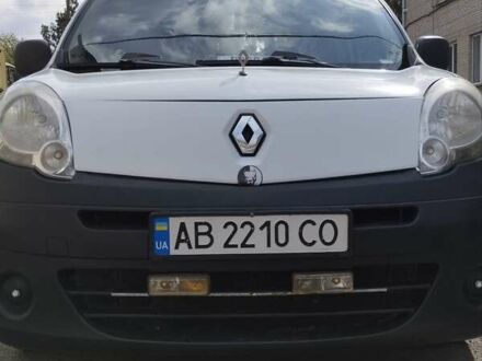 Рено Кенгу 2011 в Хмельнике на Automoto.ua Рено Кенгу, объемом двигателя 1.46 л и пробегом 350 тыс. км за 6650 $, фото 1 на Automoto.ua