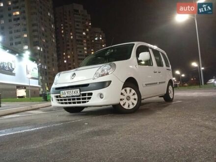 Рено Кенгу 2011 в Киеве на Automoto.ua Рено Кенгу, объемом двигателя 1.6 л и пробегом 161 тыс. км за 8199 $, фото 1 на Automoto.ua
