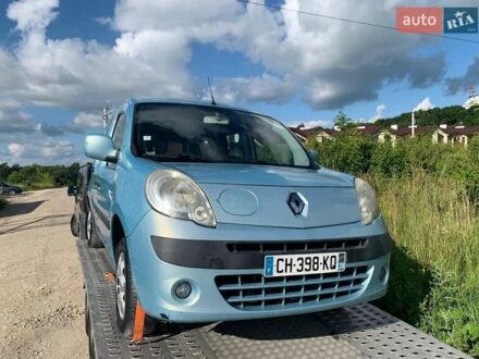 Рено Кенгу 2012 в Тернополе на Automoto.ua Рено Кенгу, объемом двигателя 0 л и пробегом 34 тыс. км за 5500 $, фото 1 на Automoto.ua