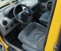 Желтый Рено Кенгу пасс., объемом двигателя 0 л и пробегом 19 тыс. км за 3455 $, фото 2 на Automoto.ua